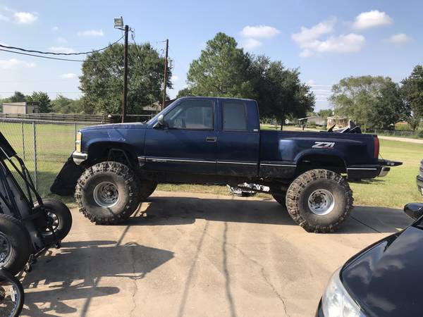 Chevy Z71 Mud Truck for Sale - (TX)